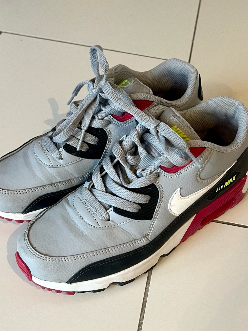 Nike Air Max Sneakers White Grey Pink | Size 5Y (Women’s 6.5–7)